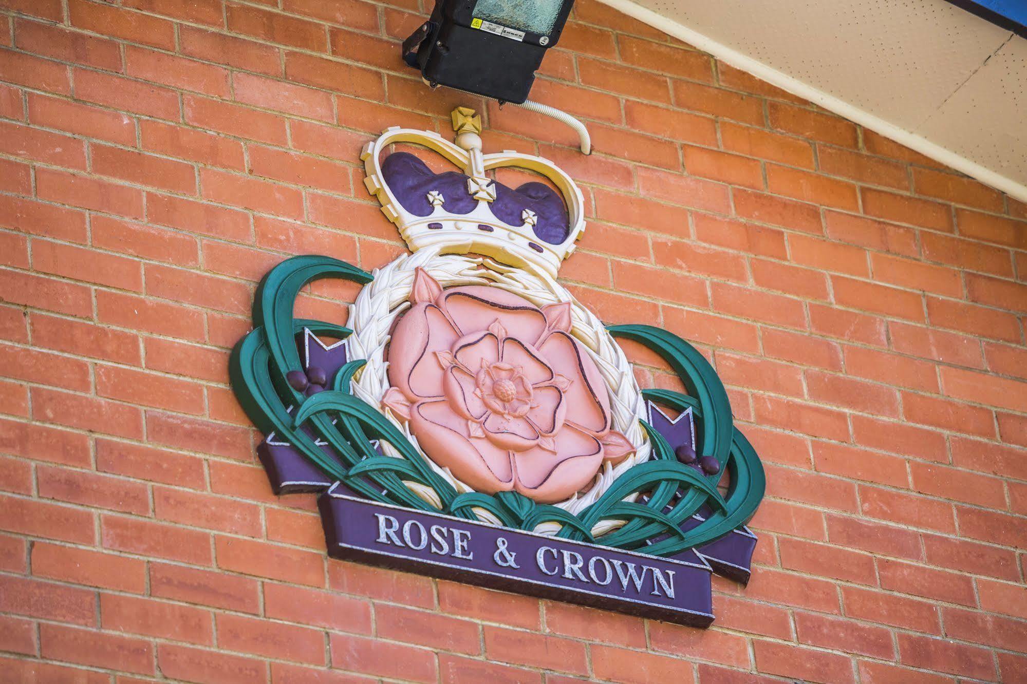 Nightcap At Rose & Crown Hotel Elizabeth Buitenkant foto